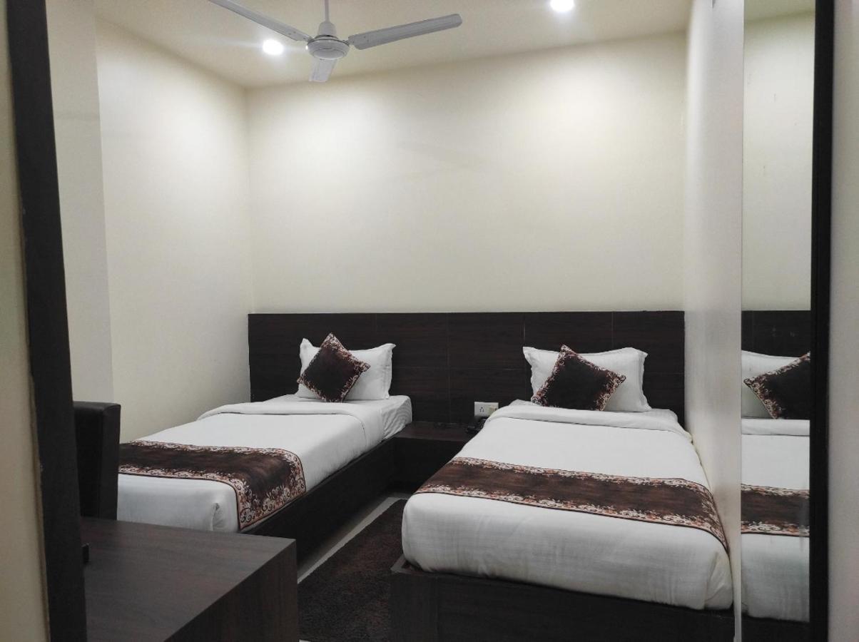 Hotel Paradise - Biswanath Chariali Bishnath Exterior foto